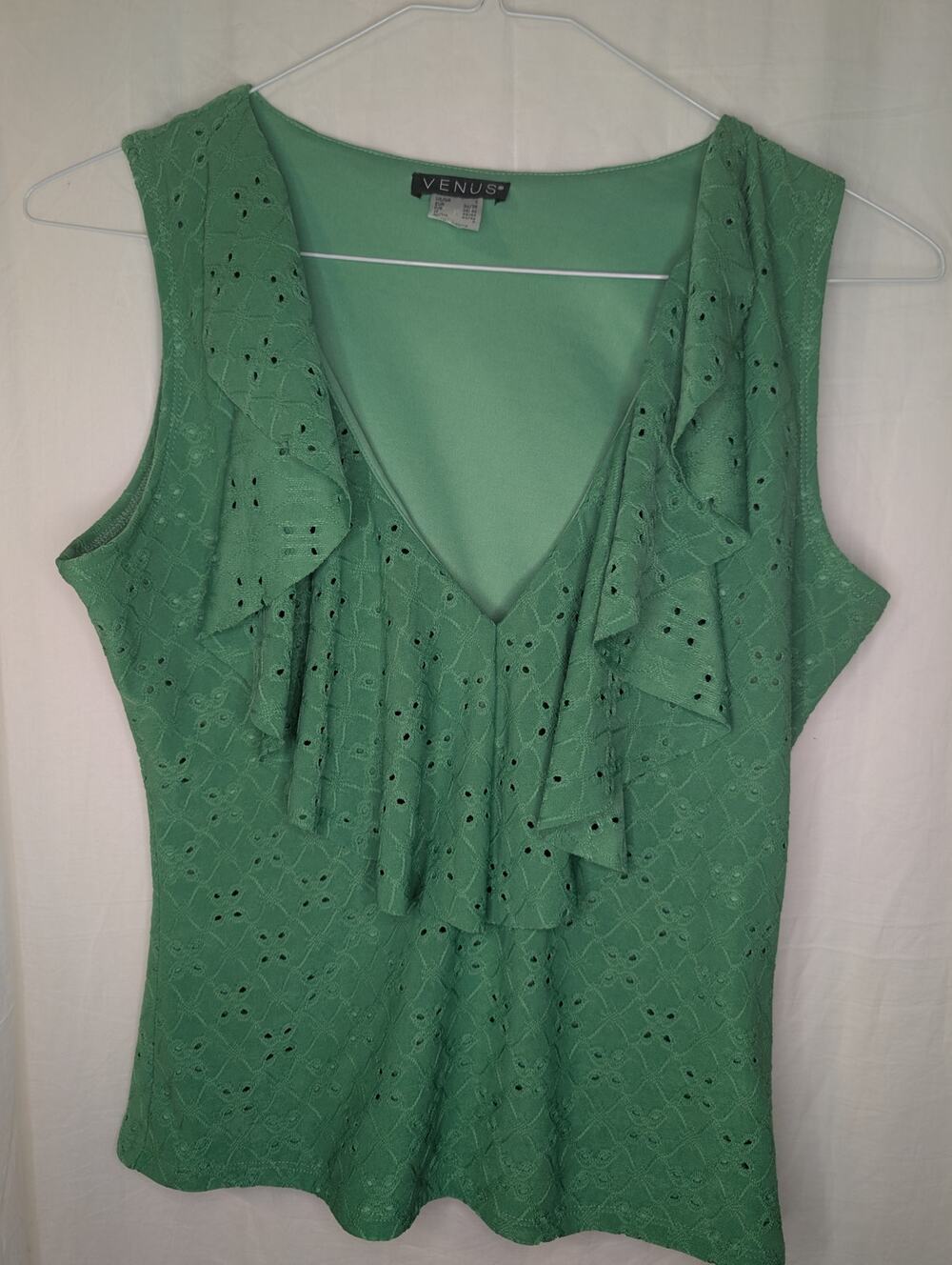 Eyelet lace v neck blouse